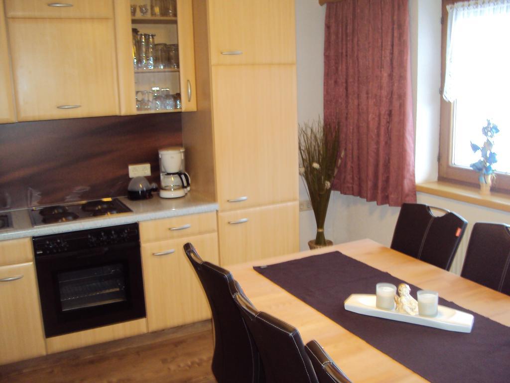 Haus Eben Apartment Hippach Room photo